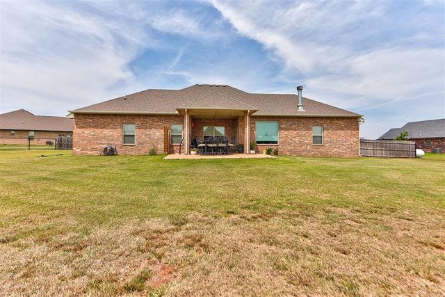 29937 Jade Street, Cashion, OK 73016