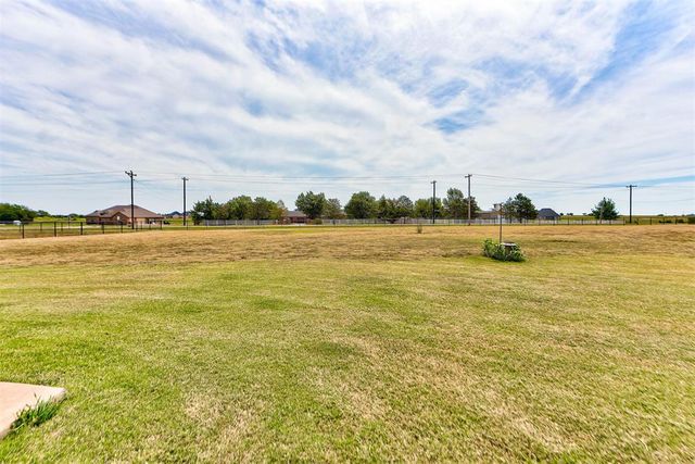 29937 Jade Street, Cashion, OK 73016