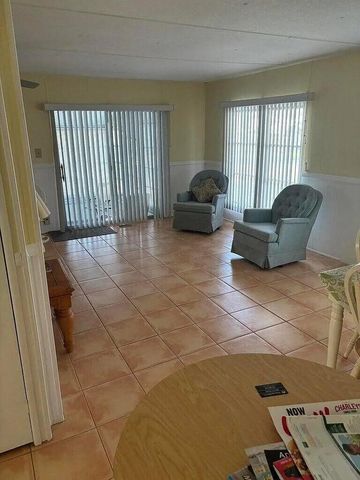 86 El Camino Real, Port St. Lucie, FL 34952