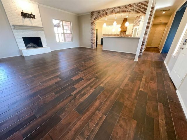 4221 Darril Road, Edmond, OK 73025