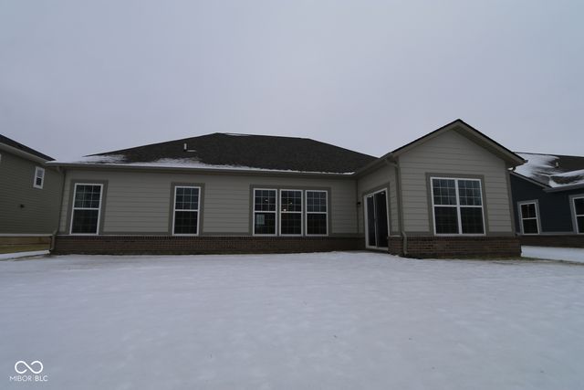 9206 Ambassador Street, Mccordsville, IN 46055