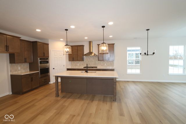 9206 Ambassador Street, Mccordsville, IN 46055