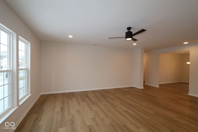 9206 Ambassador Street, Mccordsville, IN 46055