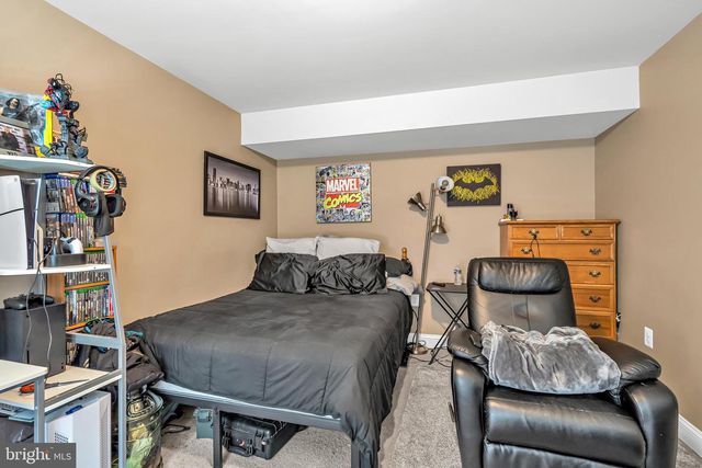 287 LACKAWANNA LN, Falling Waters, WV 25419