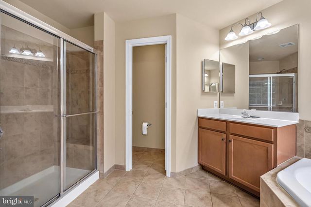 287 LACKAWANNA LN, Falling Waters, WV 25419