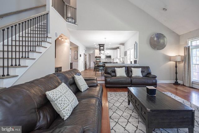 23 PROVIDENCE CT, Newtown, PA 18940