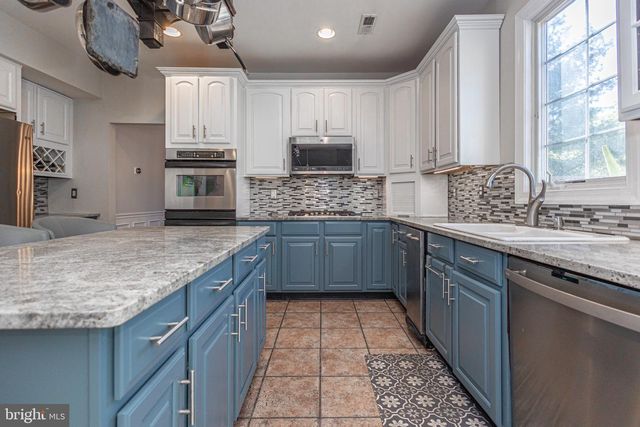 23 PROVIDENCE CT, Newtown, PA 18940