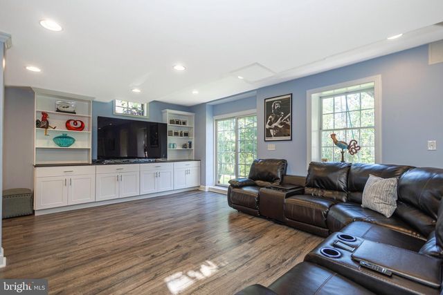 23 PROVIDENCE CT, Newtown, PA 18940