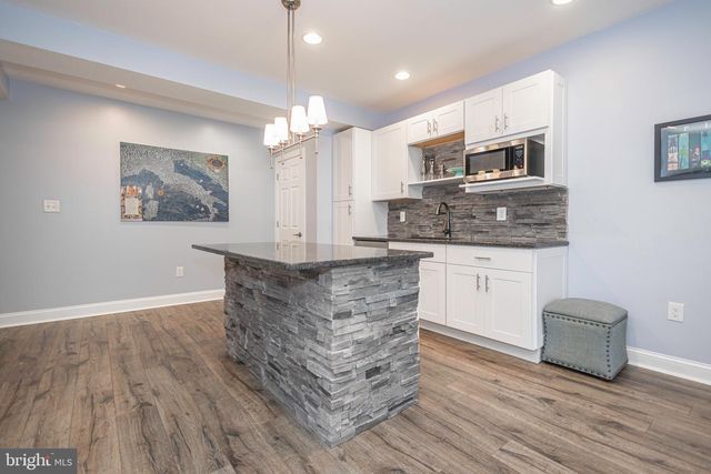 23 PROVIDENCE CT, Newtown, PA 18940