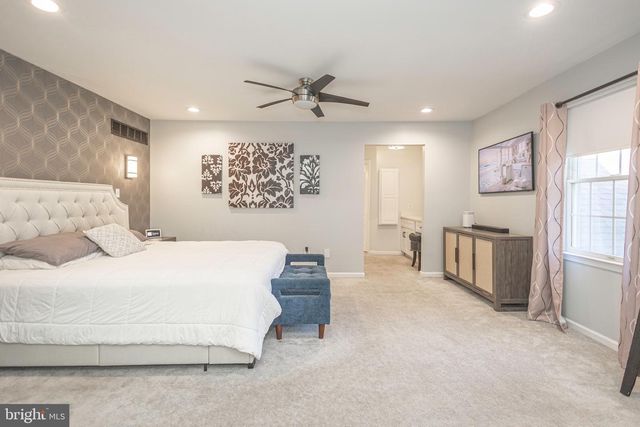 23 PROVIDENCE CT, Newtown, PA 18940
