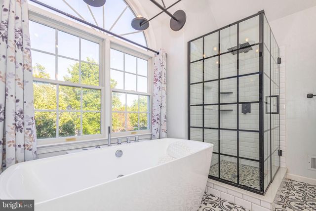 23 PROVIDENCE CT, Newtown, PA 18940
