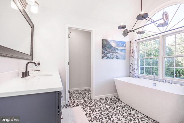 23 PROVIDENCE CT, Newtown, PA 18940