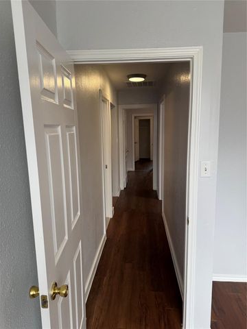 504 Westmorland DR, Austin, TX 78745