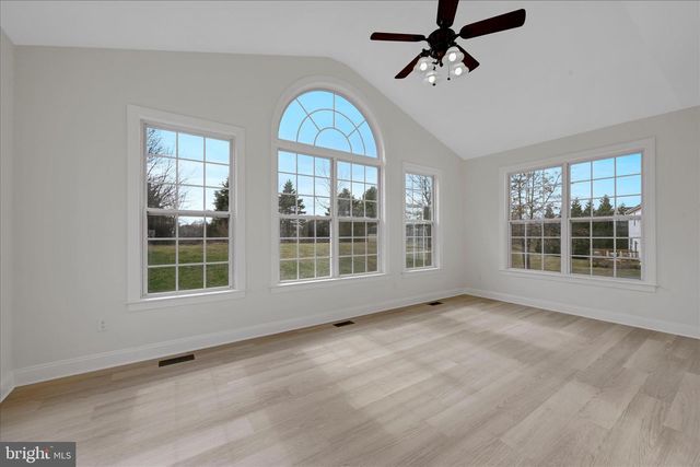 130 BRIDLE PATH LN, Coatesville, PA 19320