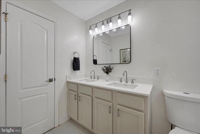 130 BRIDLE PATH LN, Coatesville, PA 19320