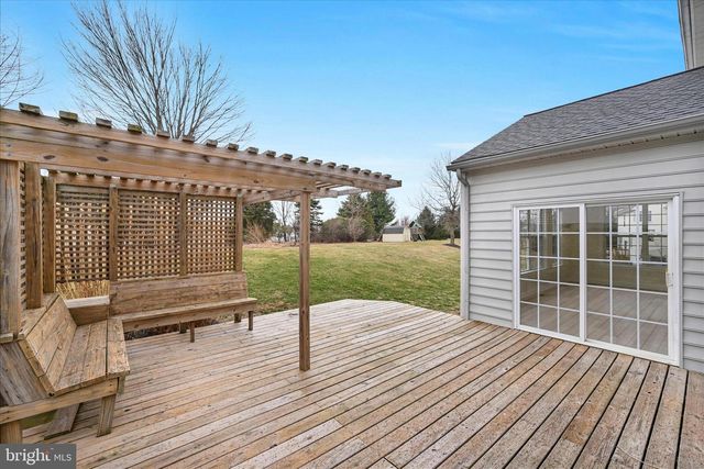 130 BRIDLE PATH LN, Coatesville, PA 19320