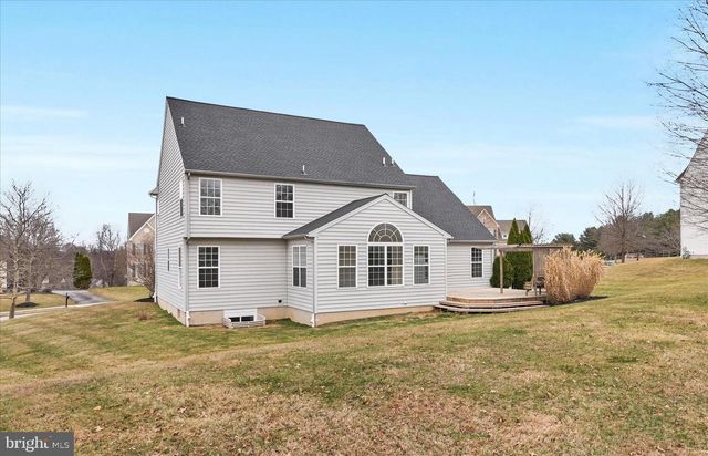 130 BRIDLE PATH LN, Coatesville, PA 19320