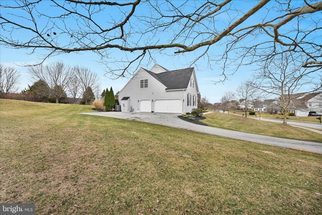 130 BRIDLE PATH LN, Coatesville, PA 19320
