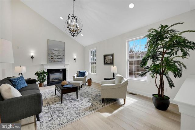 130 BRIDLE PATH LN, Coatesville, PA 19320