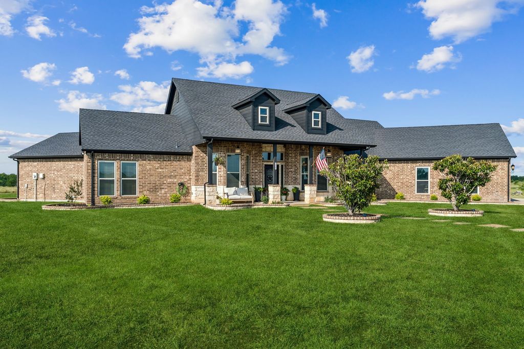 14341 Sam Reynolds Road, Justin, TX 76247