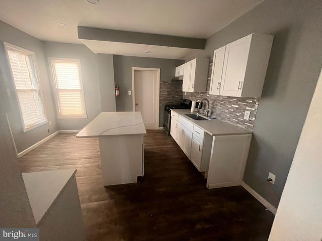 302 S 6TH ST S S, Millville, NJ 08332