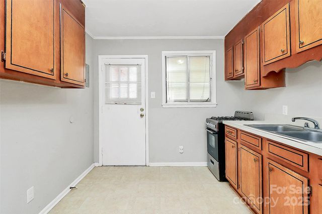 3210 Minnesota Road, Charlotte, NC 28208