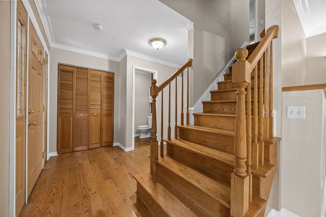 4431 Waubansie Lane, Lisle, IL 60532