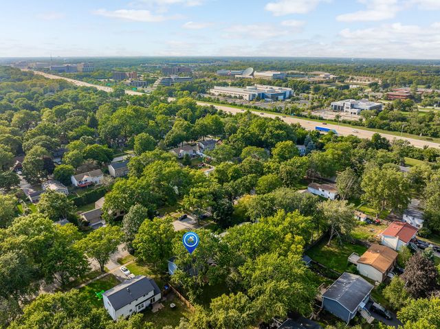 4431 Waubansie Lane, Lisle, IL 60532
