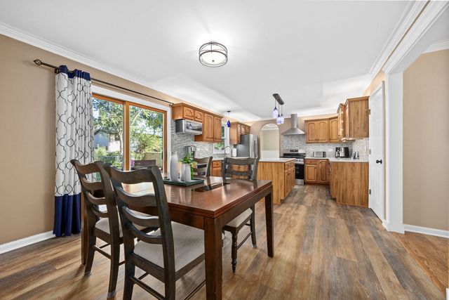 4431 Waubansie Lane, Lisle, IL 60532
