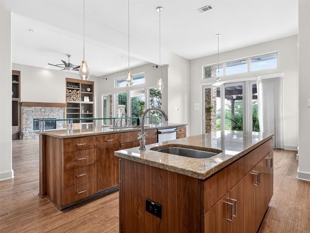 4459 Lena Lane, Irving, TX 75038