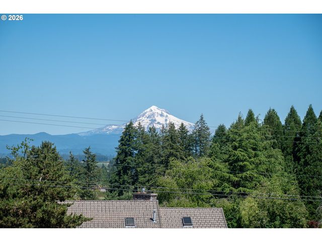 23120 Se NAOMI Ct, Damascus, OR 97089