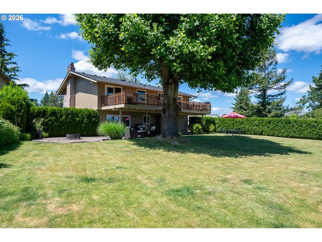 23120 Se NAOMI Ct, Damascus, OR 97089