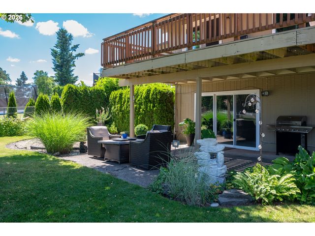 23120 Se NAOMI Ct, Damascus, OR 97089