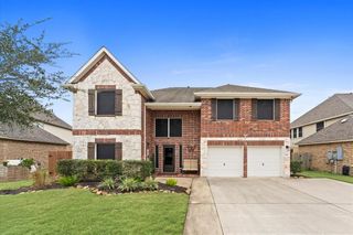 1736 Lake Raven Drive, Dickinson, TX 77539