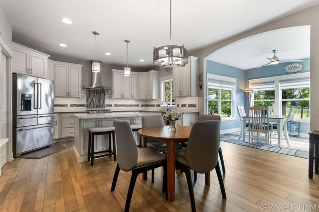 6515 134th Ave Avenue, Saugatuck Twp, MI 49453