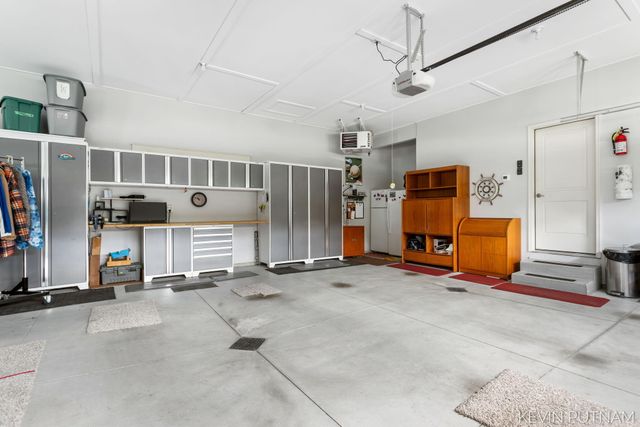 6515 134th Ave Avenue, Saugatuck Twp, MI 49453