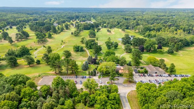 6515 134th Ave Avenue, Saugatuck Twp, MI 49453