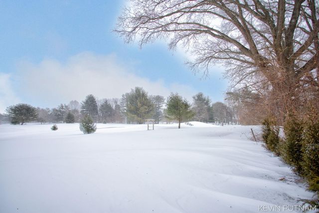 6515 134th Ave Avenue, Saugatuck Twp, MI 49453