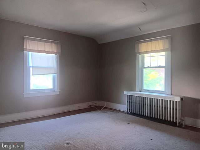 34 WHITEMARSH AVE, Glenside, PA 19038
