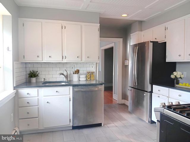 34 WHITEMARSH AVE, Glenside, PA 19038