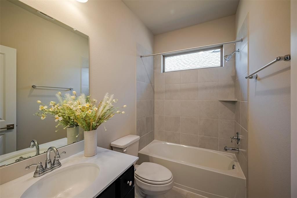 Image 35 of property listing at 1311 Vinter Meadows Lane, Richmond, TX 77406