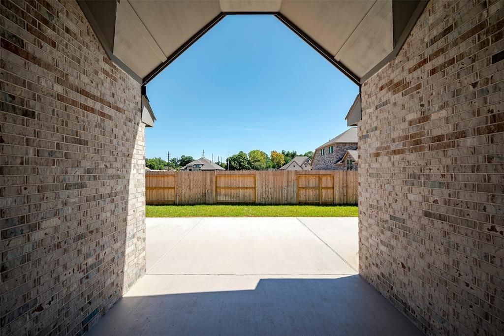 Image 40 of property listing at 1311 Vinter Meadows Lane, Richmond, TX 77406