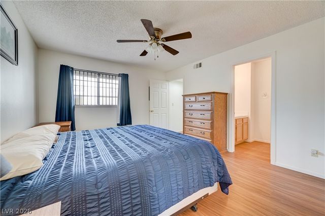 101 Luna Way 136, Las Vegas, NV 89145