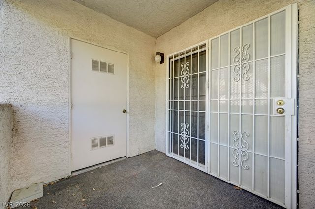 101 Luna Way 136, Las Vegas, NV 89145