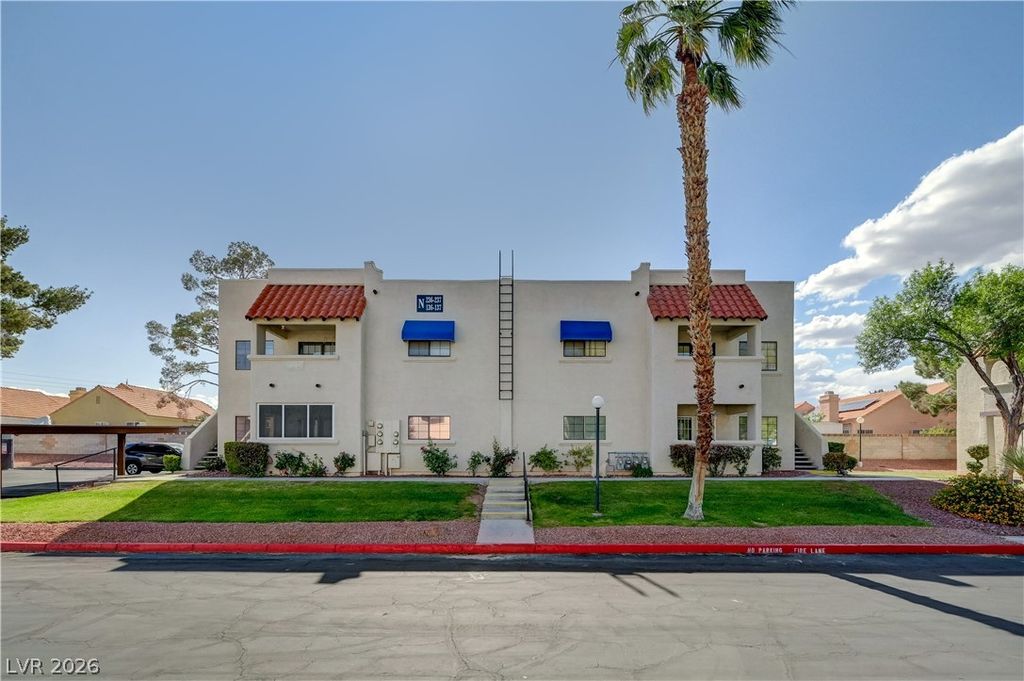 101 Luna Way 136, Las Vegas, NV 89145