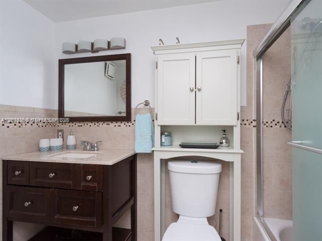 600 Layne Boulevard 112, Hallandale Beach, FL 33009