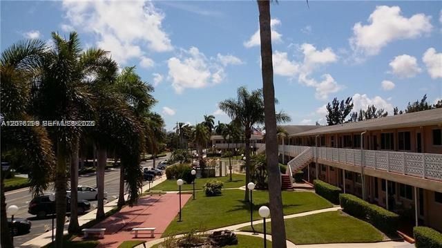 600 Layne Boulevard 112, Hallandale Beach, FL 33009