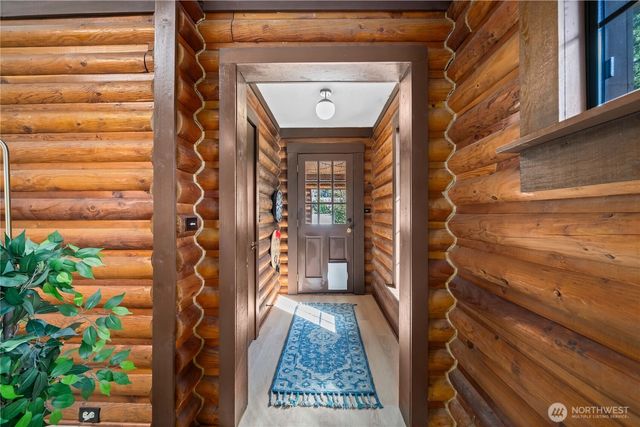 101 E Lake Forest Drive, Allyn, WA 98524