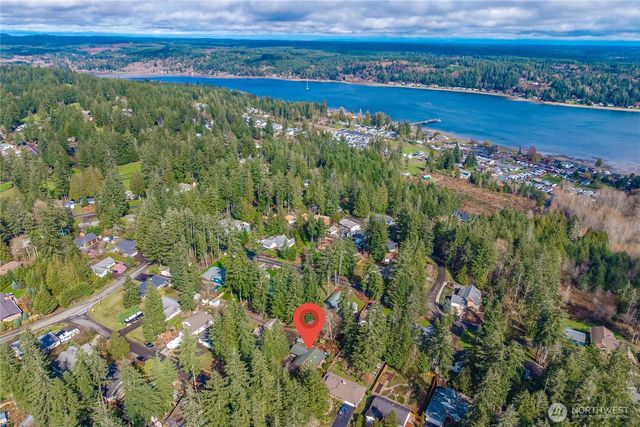 101 E Lake Forest Drive, Allyn, WA 98524