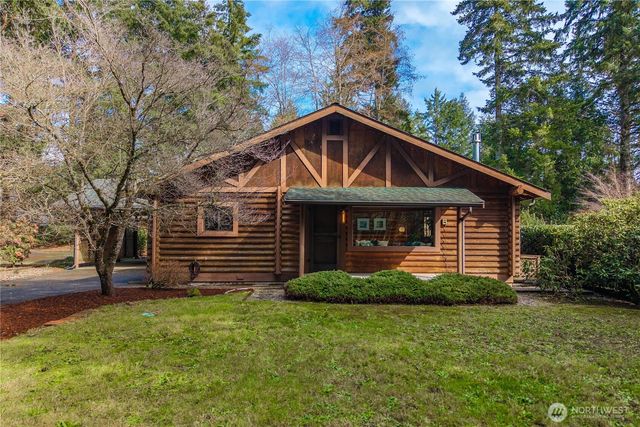 101 E Lake Forest Drive, Allyn, WA 98524